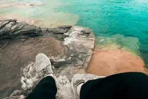 告别脚底疼痛,轻松活动自如! 告别脚底疼痛,轻松活动自如!