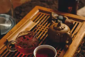 小水泡痛不欲生?试试这款神奇处理法! 小水泡痛不欲生?试试这款神奇处理法!