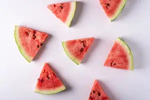同桌不一定是冤家!桃瓜组合轻松融合口感 同桌不一定是冤家!桃瓜组合轻松融合口感