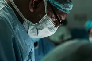 降低肛瘘手术费用,轻松解决疼痛困扰 降低肛瘘手术费用,轻松解决疼痛困扰