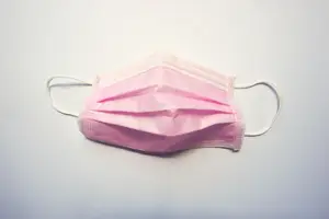 点燃你的美丽，耳垂整形让你耳目一新
