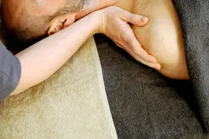 高效痘坑治疗，重获肌肤自信