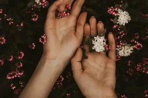 防治双肾囊肿,让您尽享健康生活。 防治双肾囊肿,让您尽享健康生活。