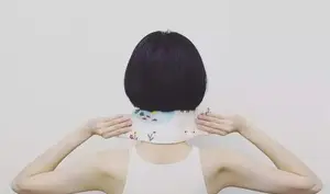 如何消除颈纹？ 怎么消除颈纹？