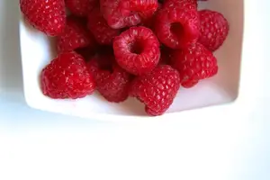 疯狂抢购中!发现覆盆子蕴藏的神奇功效! 疯狂抢购中!发现覆盆子蕴藏的神奇功效!