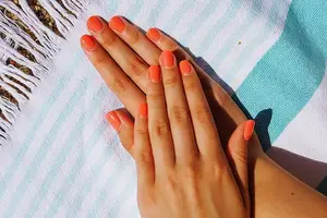 瞬间细致毛孔,让肌肤焕发自信光彩! 瞬间细致毛孔,让肌肤焕发自信光彩!