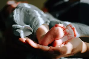 盐水洗脸,让肌肤更健康 盐水洗脸,让肌肤更健康