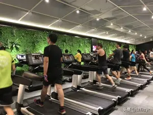 请问想减肥家里买跑步机实用吗？ 跑步机减肥效果好吗