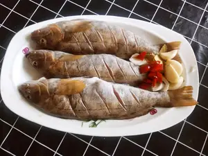 中秋买海鱼，内行人喜欢这4种，刺少肉多上档次，鱼贩：这是行家