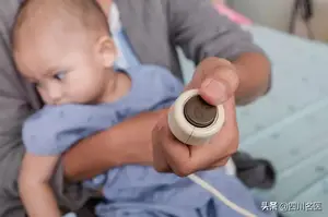 宝宝出趟门，竟感染细菌险丢命！这病易被当成感冒，家长要注意