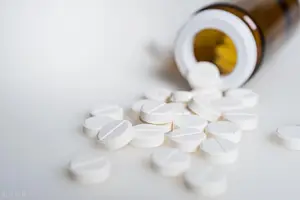 抗过敏治疗时，扑尔敏，氯雷他定和孟鲁司特，有何不同？一文读懂