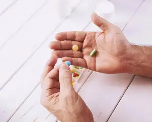 长期吃苯磺酸氨氯地平，或会存在3大风险，做好4点来应对
