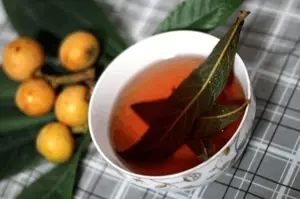 除了止咳，你会“吃”枇杷叶吗？煮茶煲汤熬粥，好吃又保健
