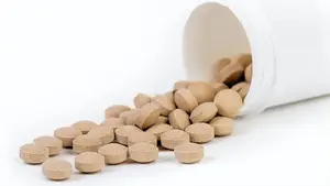 几块钱一瓶的“止咳药”甘草片，为啥被限购？这些危害你了解吗？