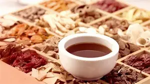 医圣张仲景发明五石散，悬壶救世，为何药王孙思邈却要坚决反对？