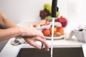 水泡破了，要怎么样处理？ 磨出的水泡破了，怎么处理？