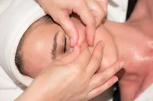 女人长期吃维生素e好吗(女人吃维生素e有哪些好处)