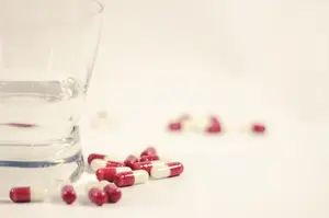 玻璃体浑浊可以治好吗,应该怎么治疗啊？ 玻璃体混浊吃什么药？
