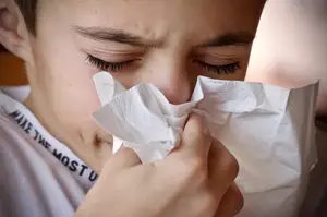 小贴士感冒引起的流鼻涕想快速止住:试试这些简单有效的方法