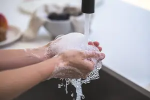 专业指导:解决脚部问题让你远离瘙痒发臭和溃烂