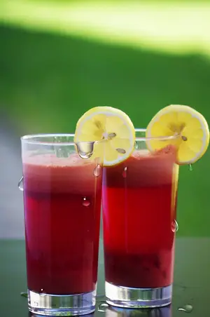 水果解渴胜过饮水？探究真相！