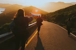轻松摆脱特发性震颤! 轻松摆脱特发性震颤!