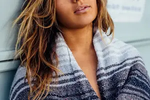 告别斑秃烦恼，找回浓密秀发！