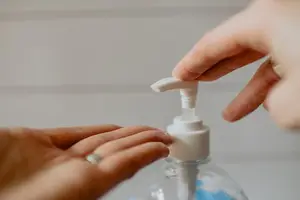 抓住美味!享受吃鼻屎的独特滋味! 抓住美味!享受吃鼻屎的独特滋味!
