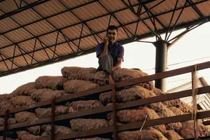 夏饮降火汤,热度一扫而空。 夏饮降火汤,热度一扫而空。