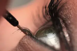告别囊肿烦恼，迎接清透肌肤