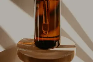 告别右脸痘痘，找到根源，拥有健康皮肤！